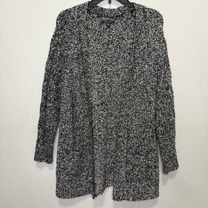American Eagle Cardigan Black and Gray Size M